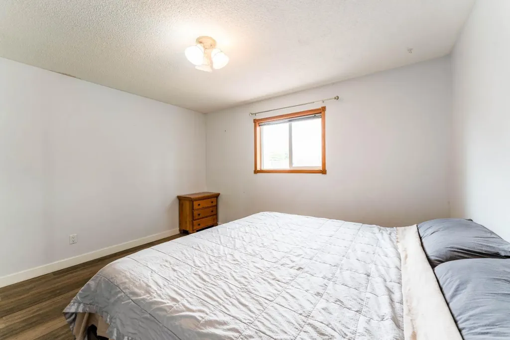 52 Covington Road NE Calgary AB T3X4A7