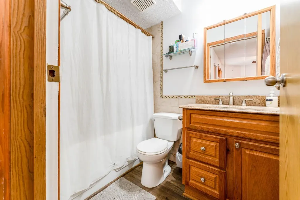 52 Covington Road NE Calgary AB T3X4A7