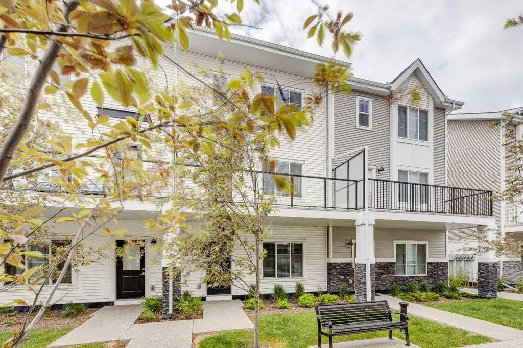 669 Savanna Boulevard Calgary AB T3J 2K2