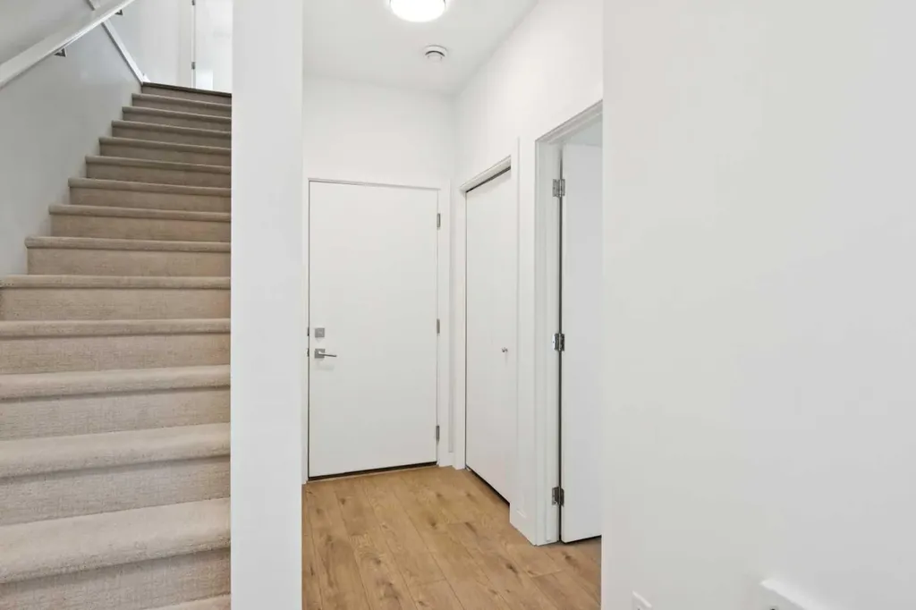 669 Savanna Boulevard Calgary AB T3J 2K2