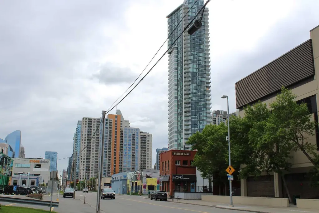 1324 10 Avenue SW Calgary AB T3C 0J2