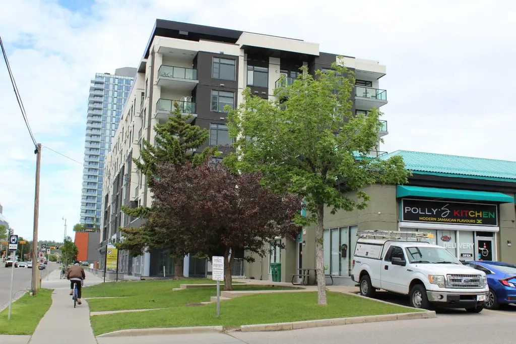 1324 10 Avenue SW Calgary AB T3C 0J2
