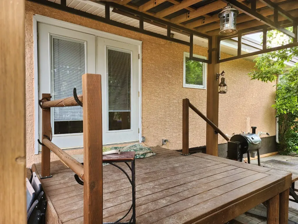 5404 5th Street W Claresholm AB T0L 0T0