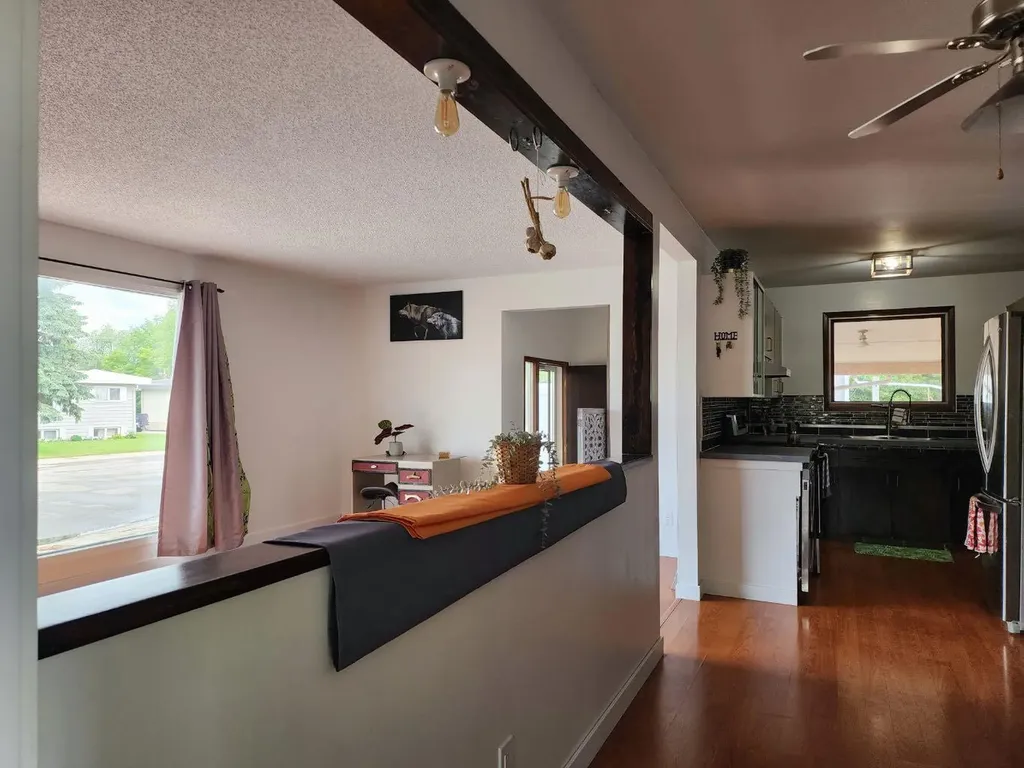 5404 5th Street W Claresholm AB T0L 0T0