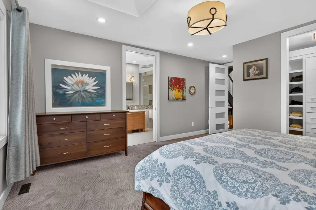 2219 2 Avenue NW Calgary AB T2N 0H1