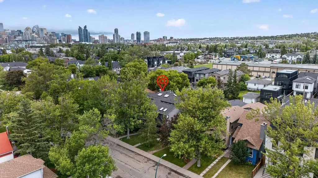 2219 2 Avenue NW Calgary AB T2N 0H1