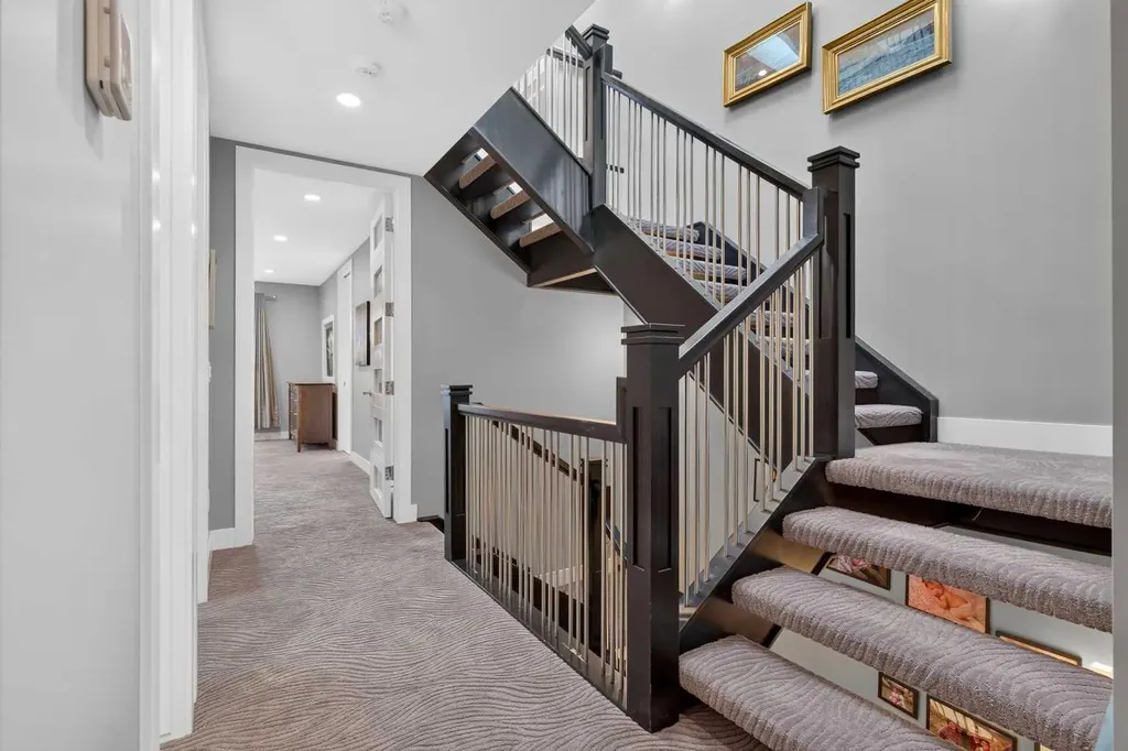 2219 2 Avenue NW Calgary AB T2N 0H1