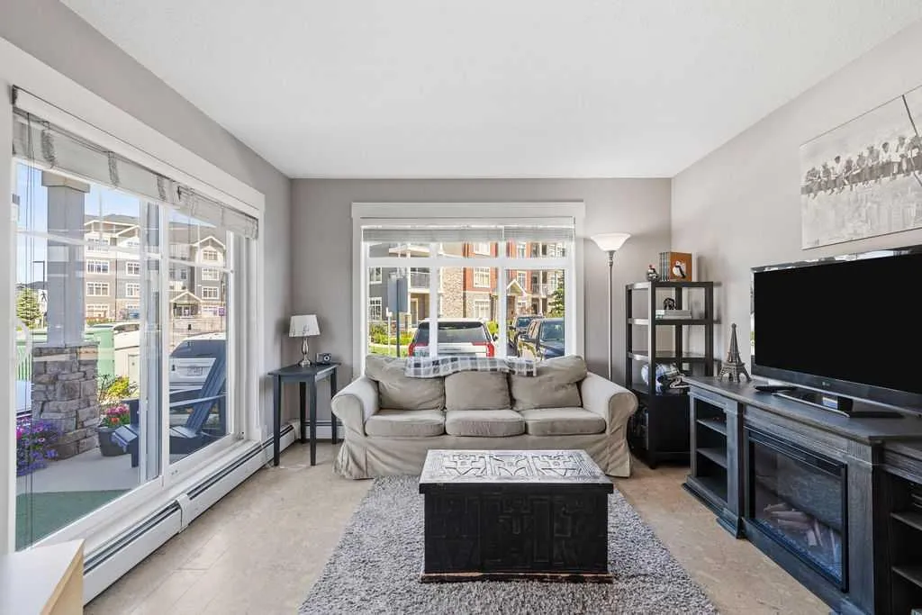 155 Skyview Ranch Way NE Calgary AB T3N0L6