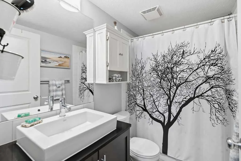 155 Skyview Ranch Way NE Calgary AB T3N0L6