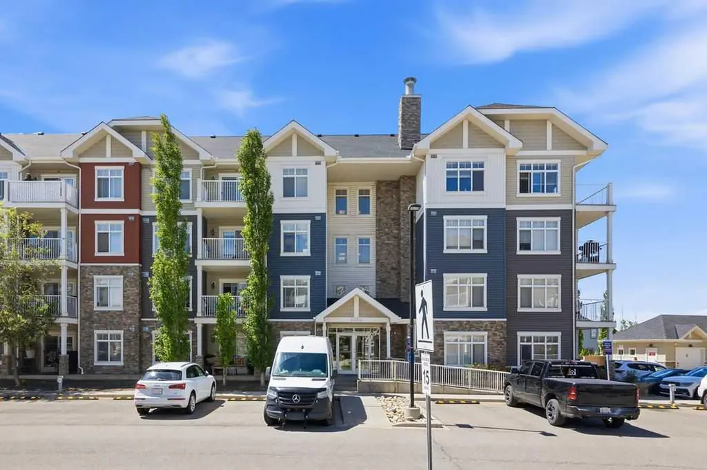 155 Skyview Ranch Way NE Calgary AB T3N0L6