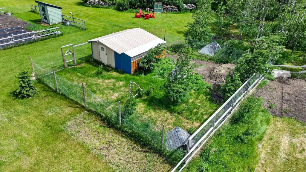 255049 Twp Road 300 Rural Kneehill County AB T0M 0A0