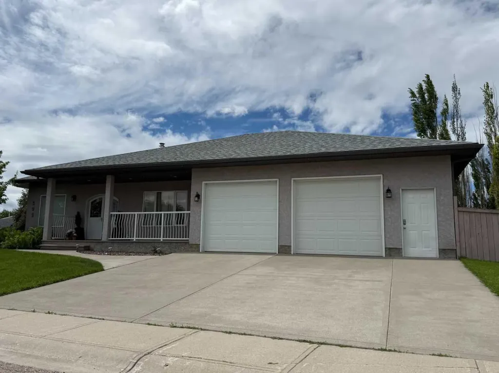 201 Aspen Way Vulcan AB T0L 2B0