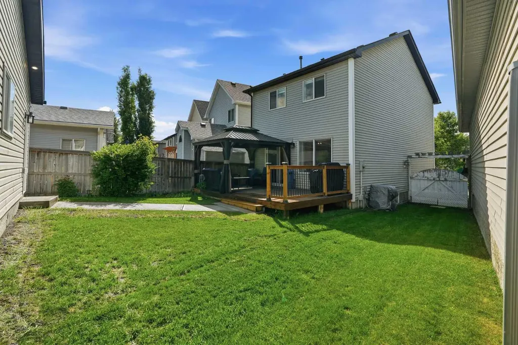 60 Prestwick Heights SE Calgary AB T2X 4H8