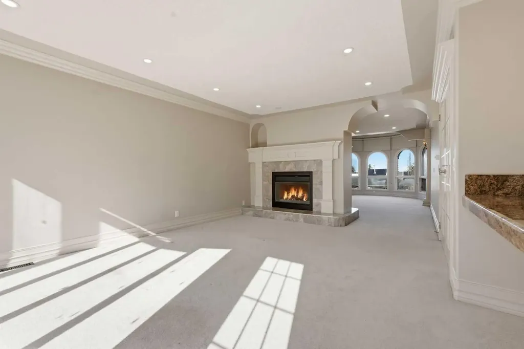 91 Patterson Crescent SW Calgary AB T3J 2B9