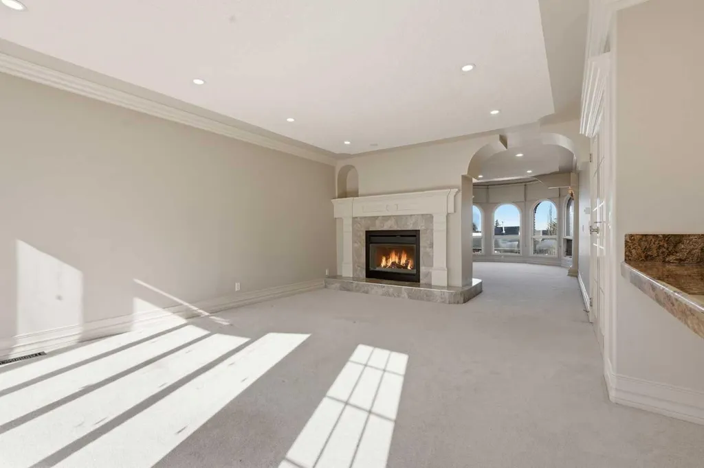 91 Patterson Crescent SW Calgary AB T3J 2B9