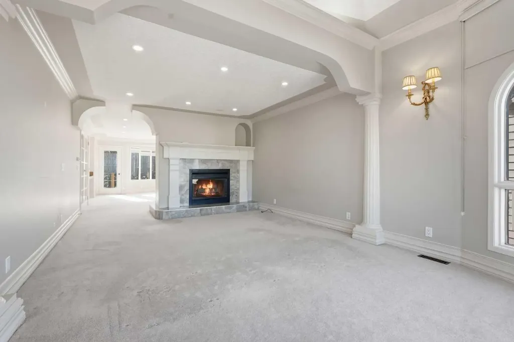 91 Patterson Crescent SW Calgary AB T3J 2B9