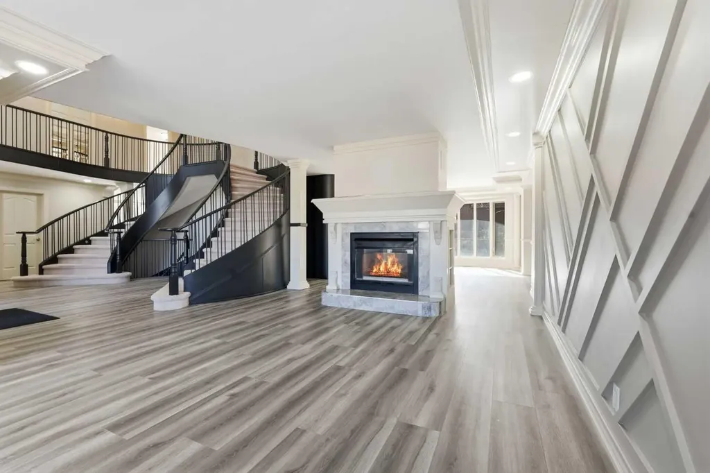 91 Patterson Crescent SW Calgary AB T3J 2B9