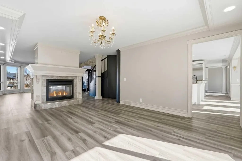 91 Patterson Crescent SW Calgary AB T3J 2B9