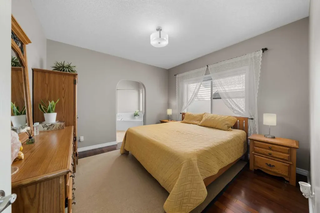 35 Chaparral Circle SE Calgary AB T2X 0S1
