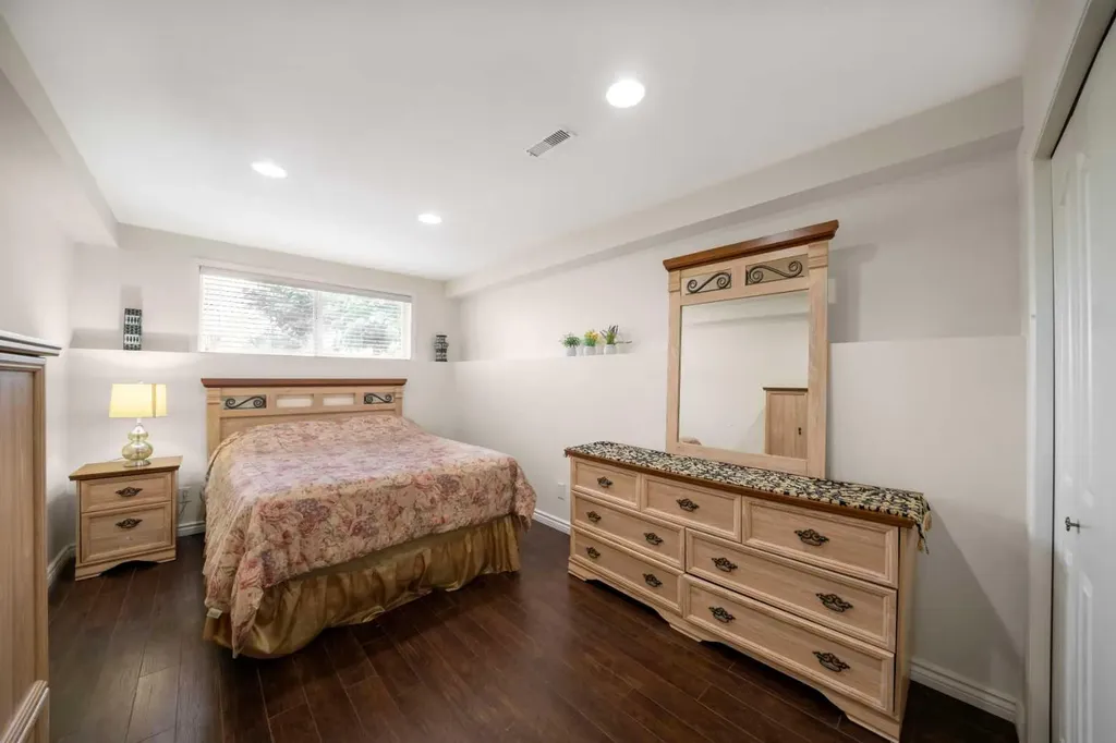 35 Chaparral Circle SE Calgary AB T2X 3N7