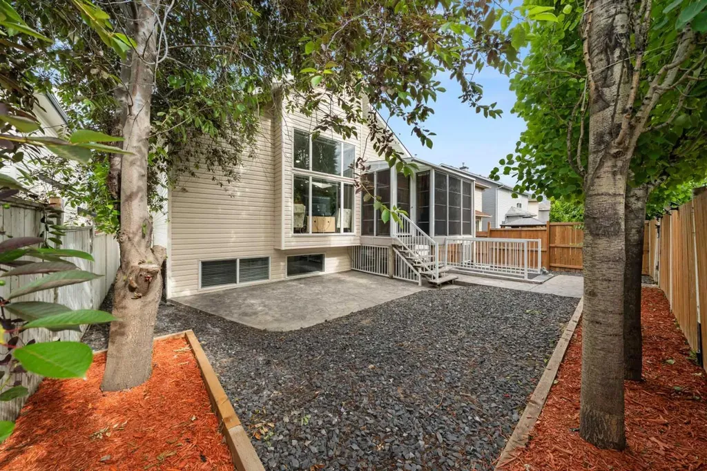 35 Chaparral Circle SE Calgary AB T2X 0S1