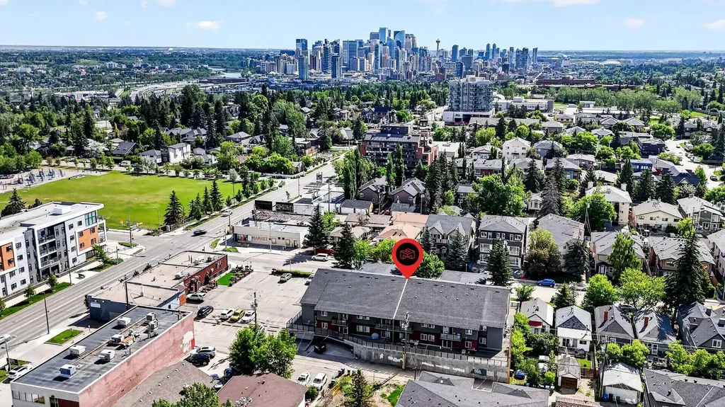 1915 26 Street SW Calgary AB T3E 2A2