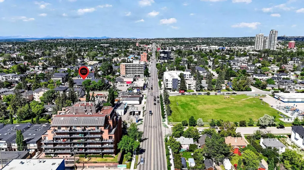 1915 26 Street SW Calgary AB T3E 2A2