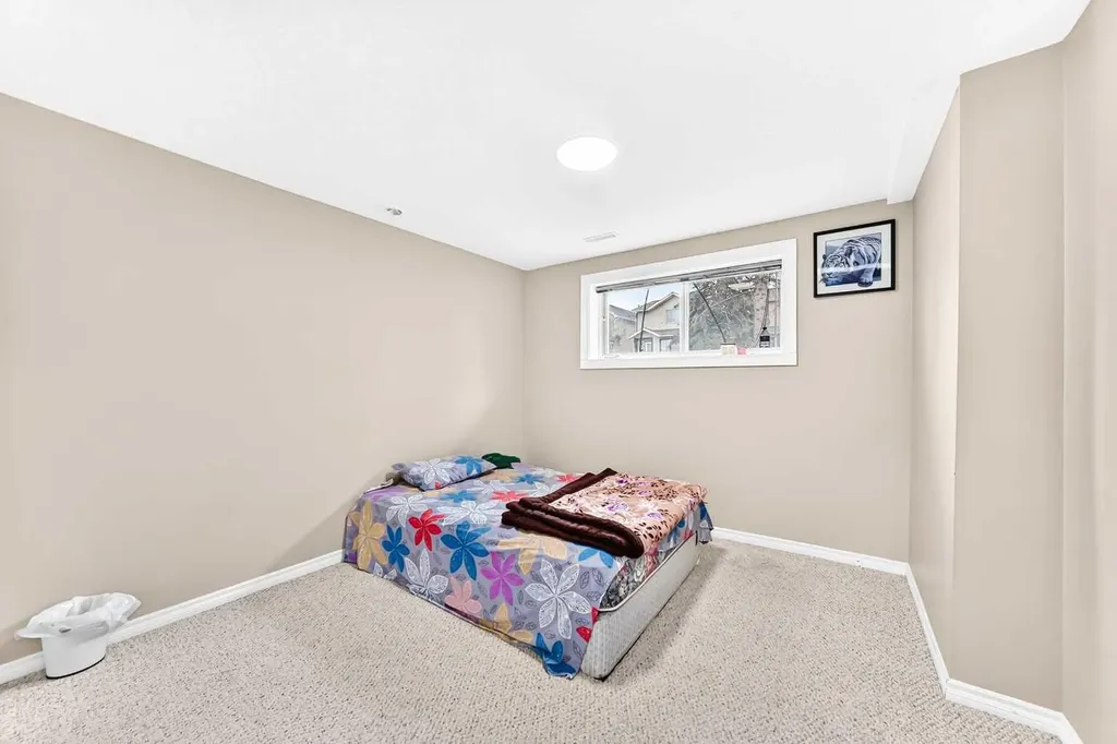 79 Castledale Way NE Calgary AB T3J 1X6