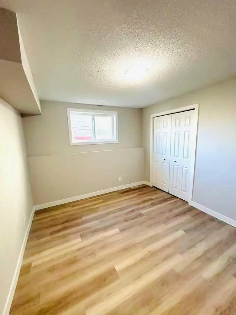 22 Baywater Cape SW Airdrie AB T4B0B3