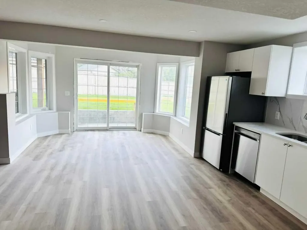 22 Baywater Cape SW Airdrie AB T4B0B3