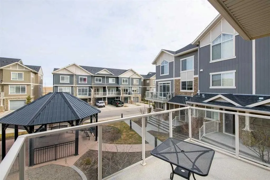 558 Evanston Manor NW Calgary AB T3P 0R8