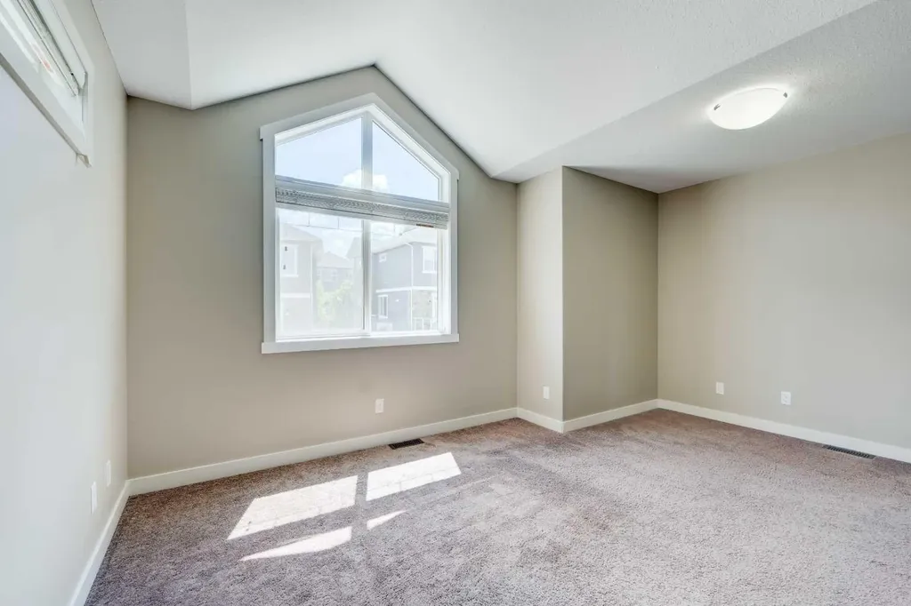 558 Evanston Manor NW Calgary AB T3P 0R8
