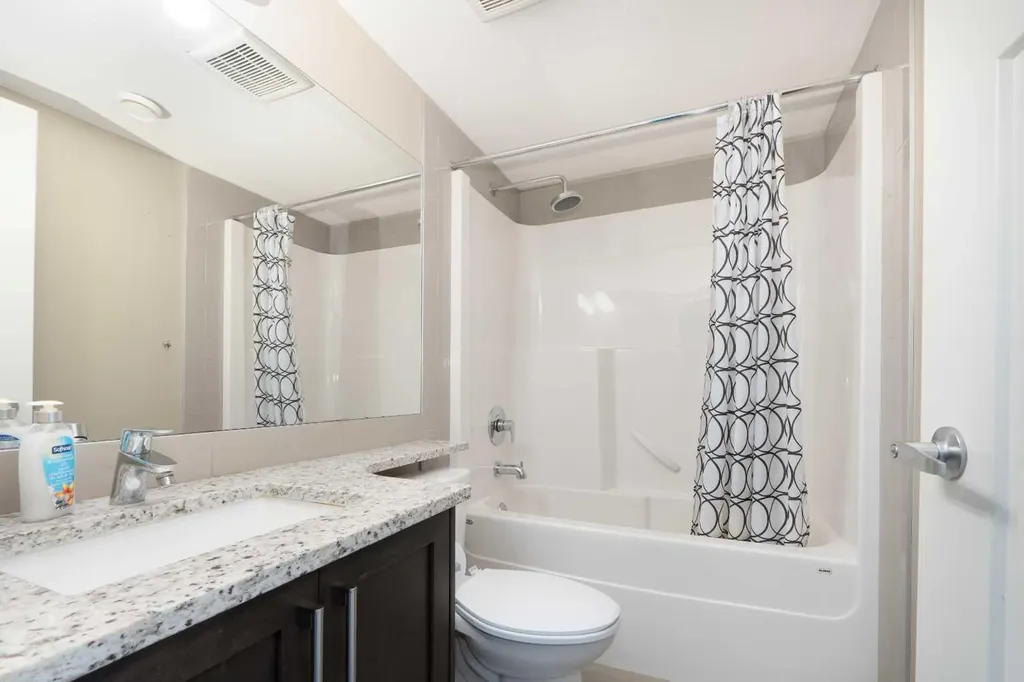 558 Evanston Manor NW Calgary AB T3P 0R8