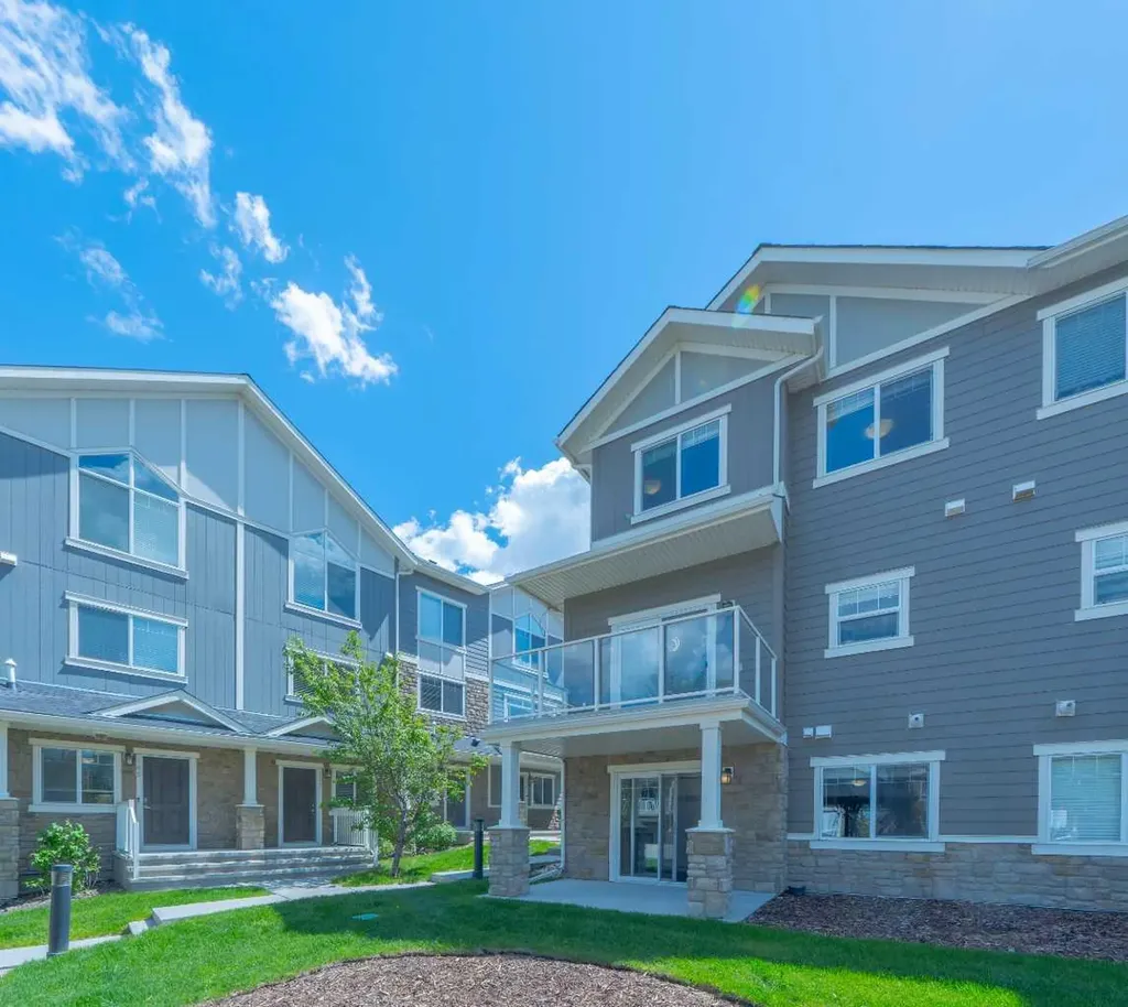 558 Evanston Manor NW Calgary AB T3P 0R8