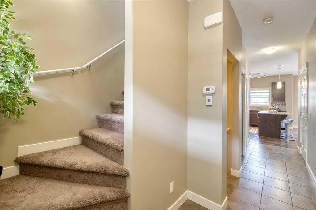 558 Evanston Manor NW Calgary AB T3P 0R8