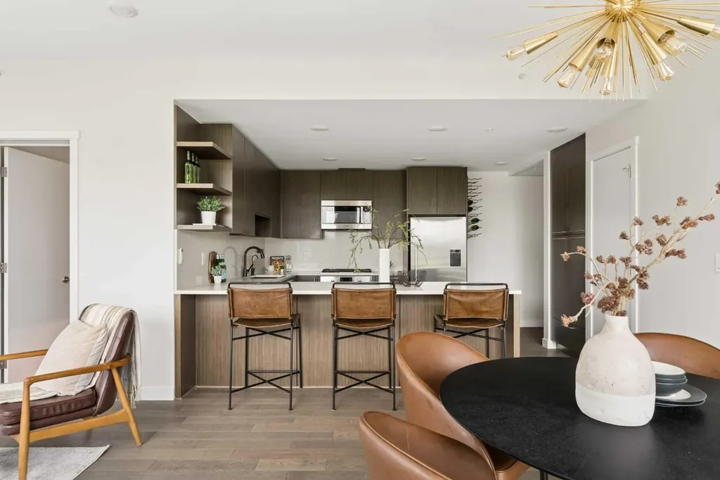 88 9 Street NE Calgary AB T2E 4E1