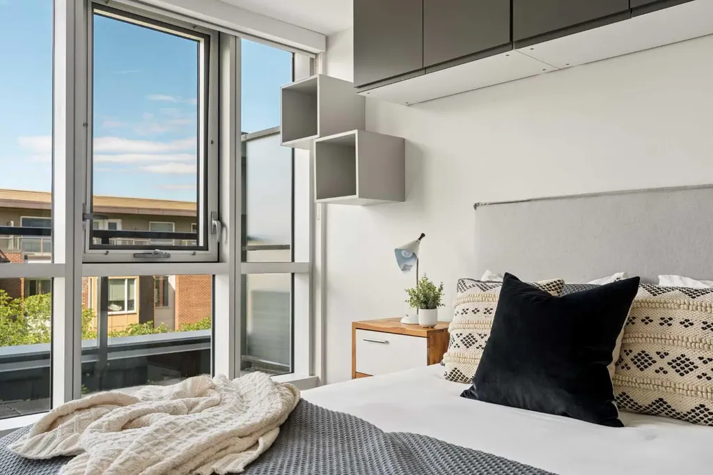88 9 Street NE Calgary AB T2E 4E1