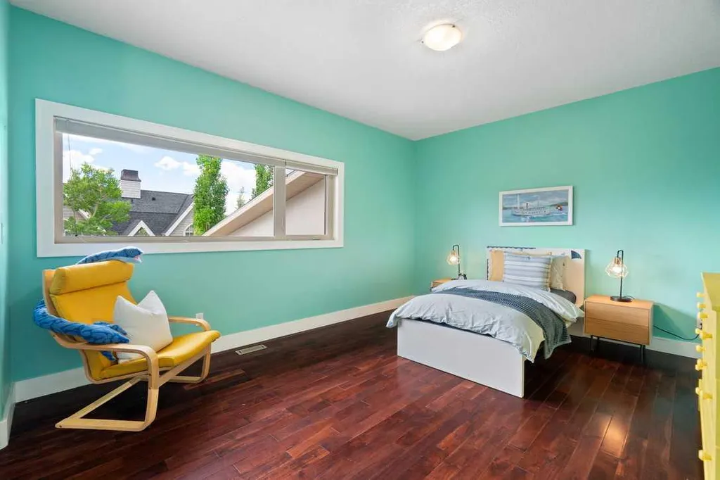 160 Posthill Drive SW Calgary AB T3H 0J1