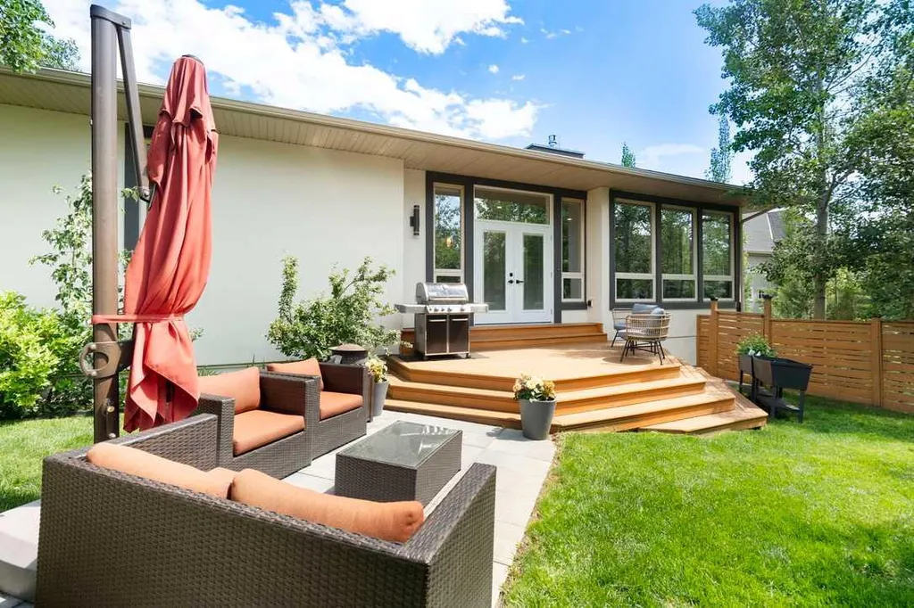 160 Posthill Drive SW Calgary AB T3H 0J1
