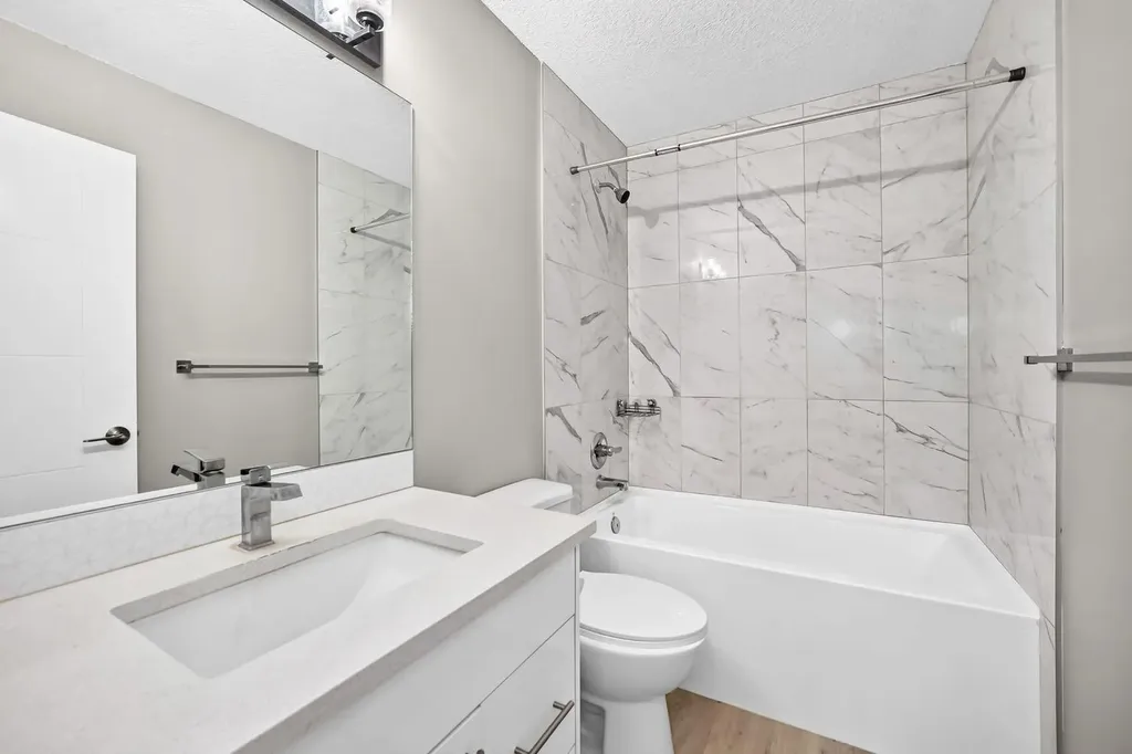 2703 60 Street NE Calgary AB T1Y 2G6