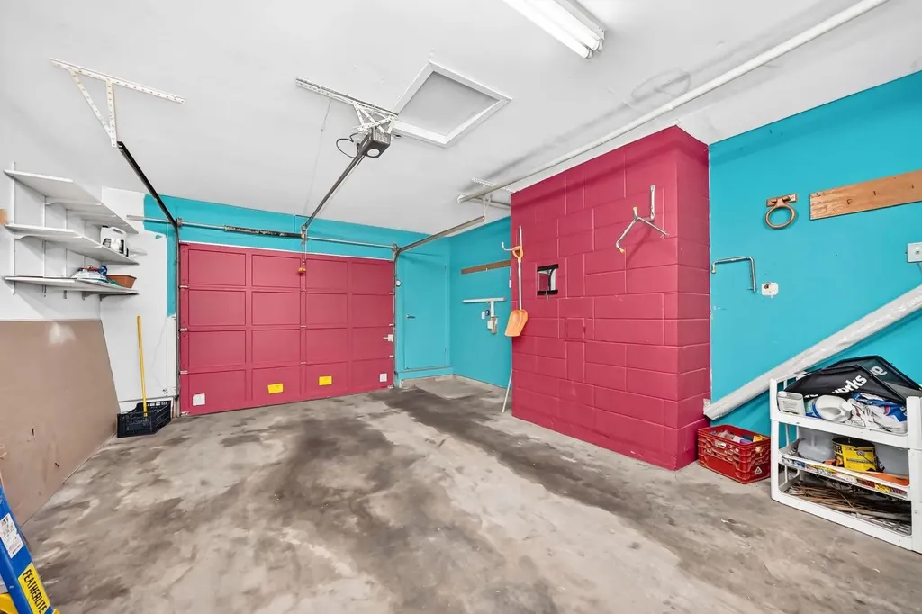 2703 60 Street NE Calgary AB T1Y 2G6