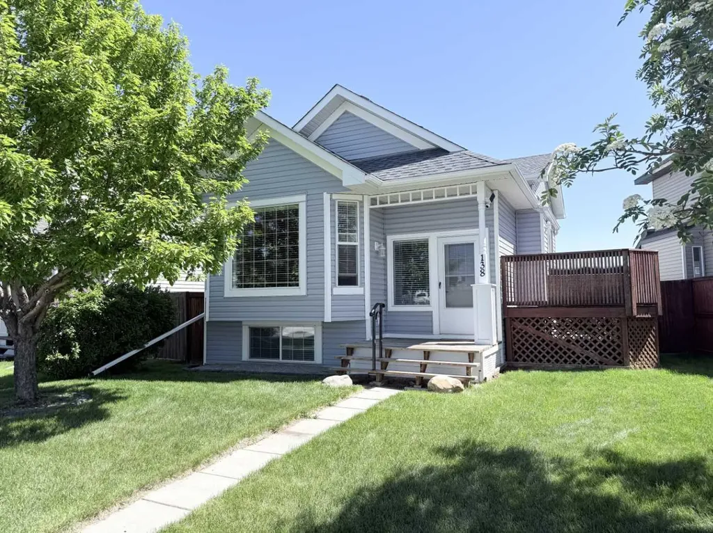 138 Bridleridge Way SW Calgary AB T2Y4K8