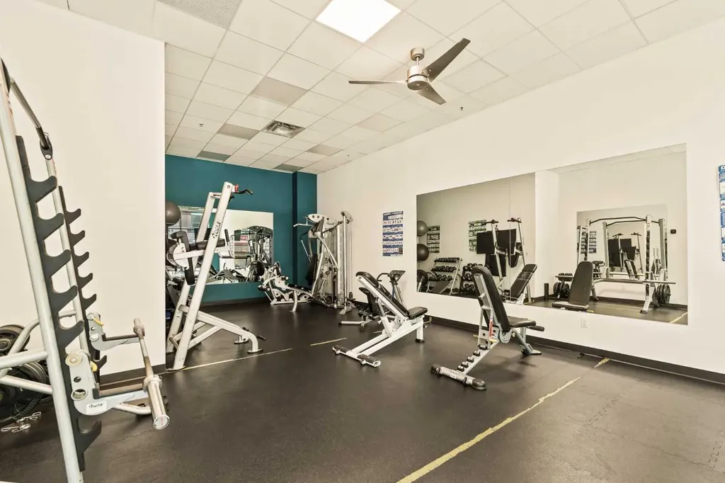 836 15 Avenue SW Calgary AB T2R1S2