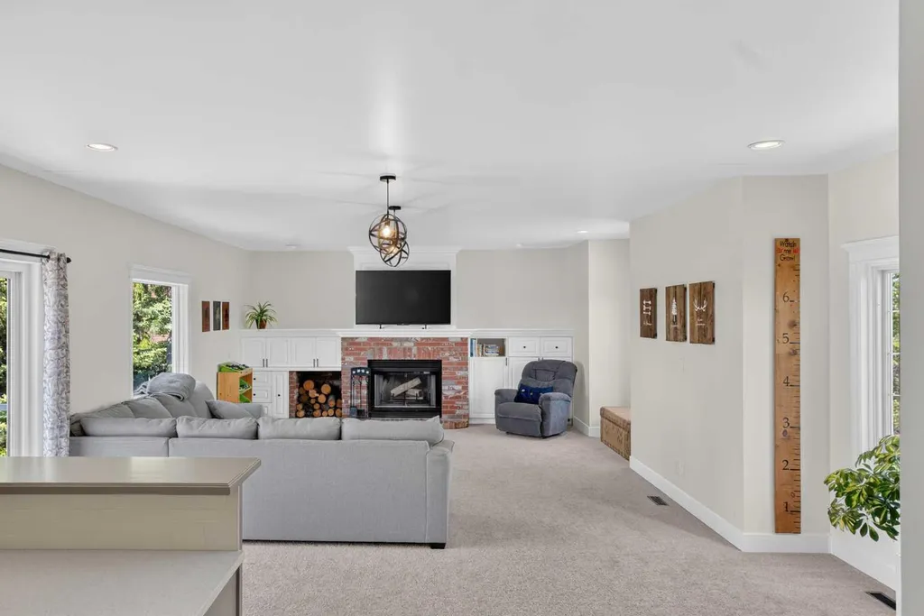 354016 64 Street E Rural Foothills County AB T1S 1B5