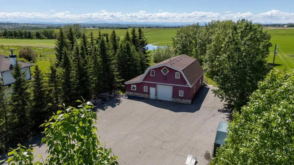 354016 64 Street E Rural Foothills County AB T1S 1B5