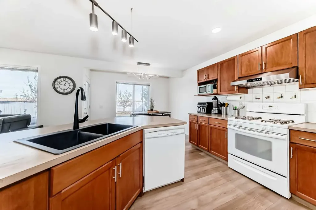 214 Coville Circle NE Calgary AB T3K 5N8