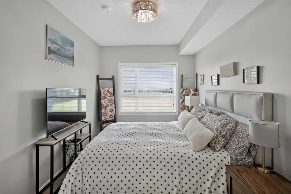 19489 Main Street SE Calgary AB T3M 3J3