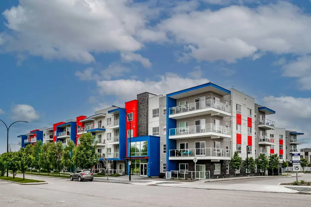 19489 Main Street SE Calgary AB T3M 3J3