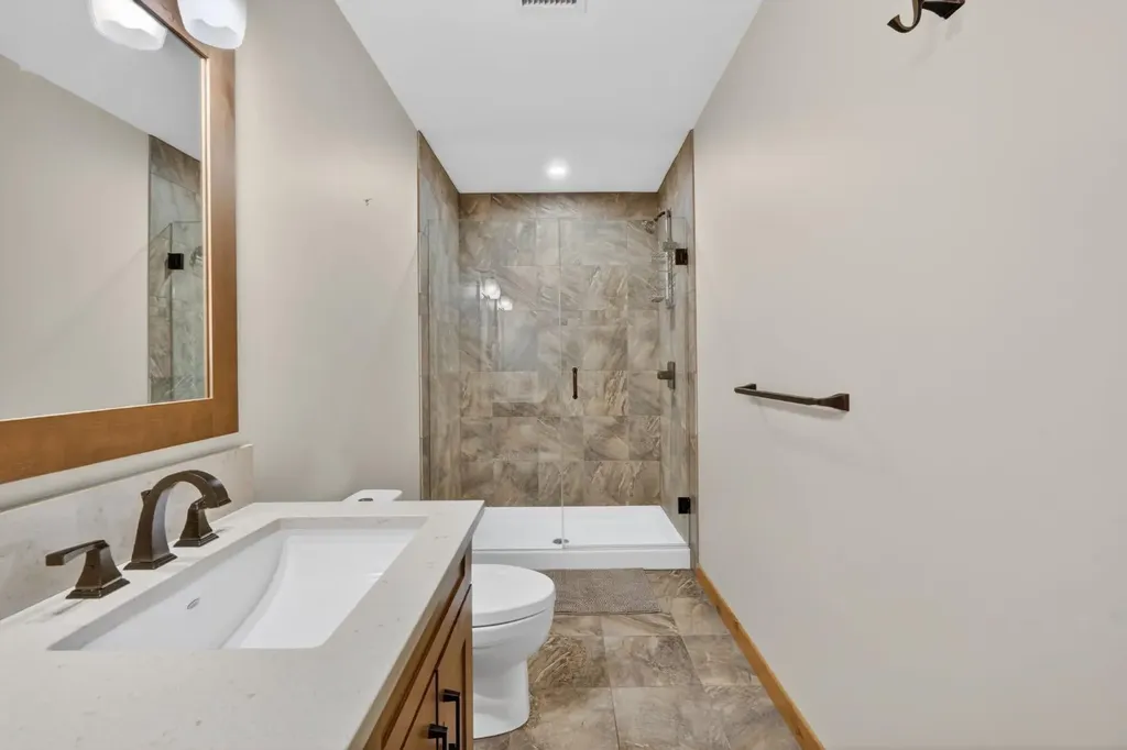 707 Spring Creek Drive Canmore AB T1W 0C5