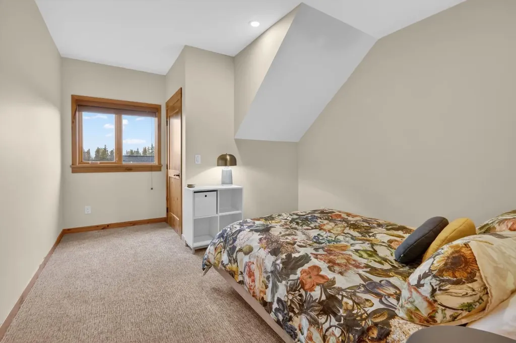 707 Spring Creek Drive Canmore AB T1W 0C5
